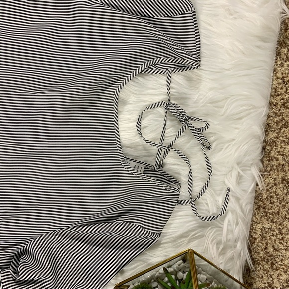 POTTER’S POT BELL SLEEVE DRESS - Picture 3 of 6